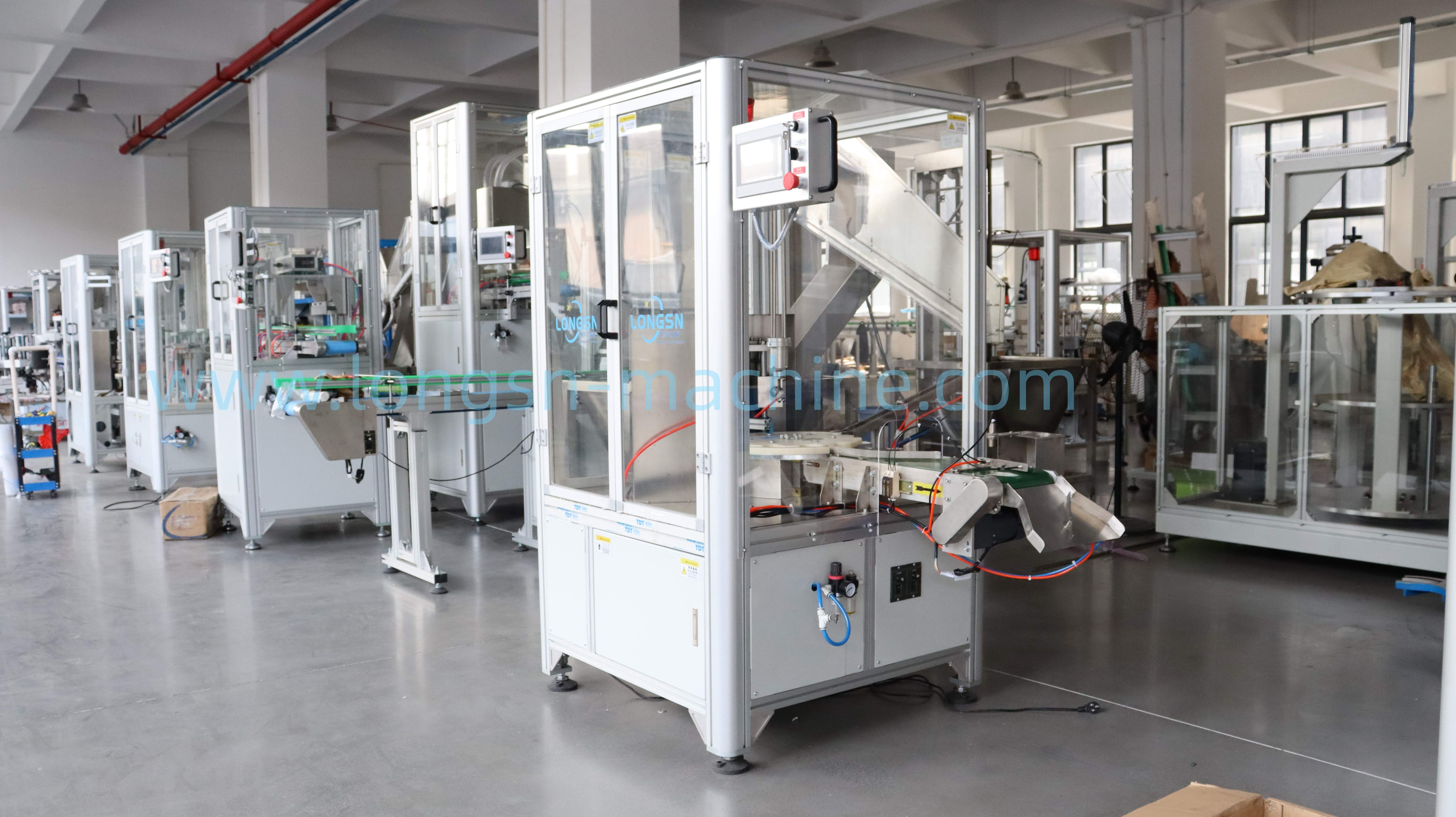 M&aacute;quina de revestimento de tampa autom&aacute;tica