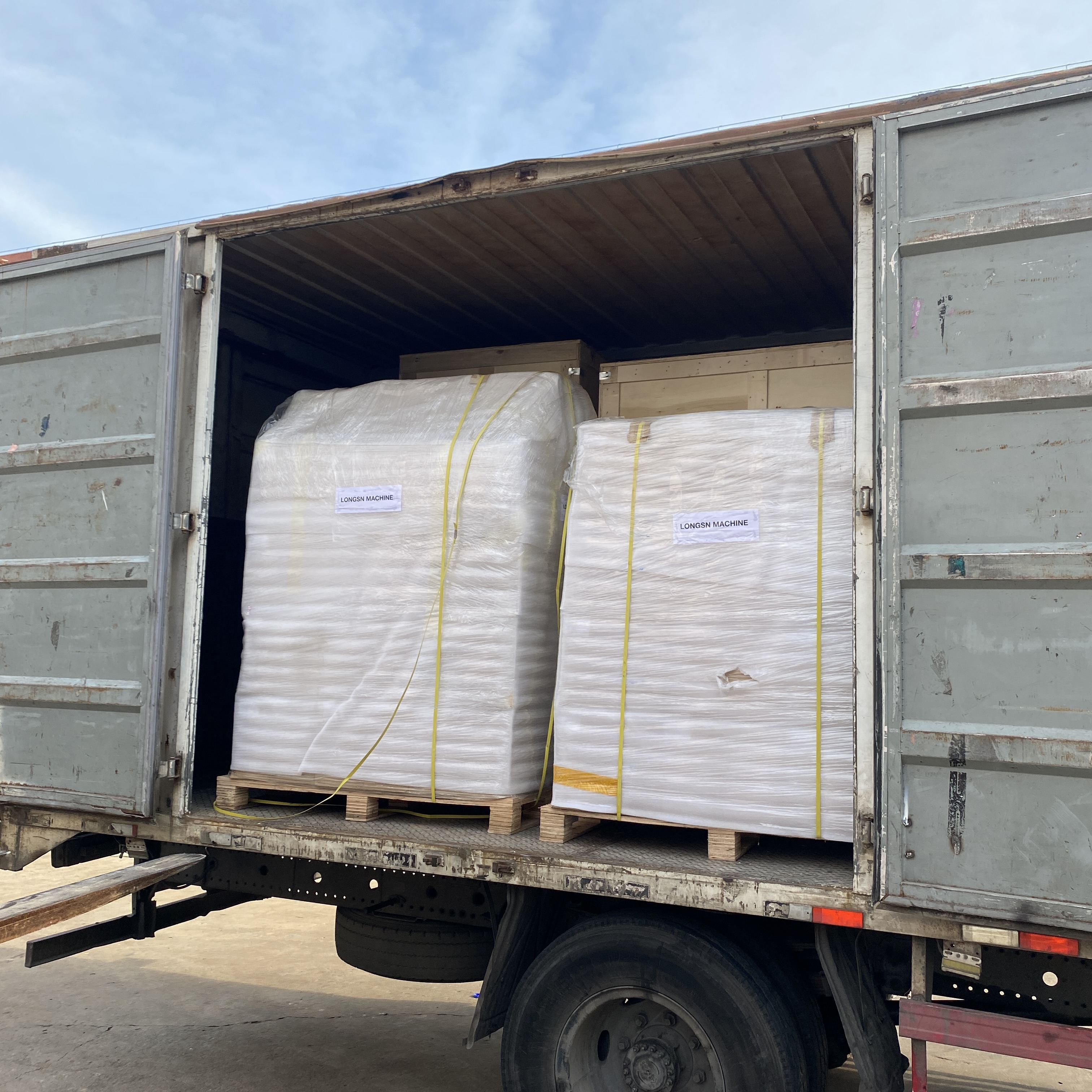 m&aacute;quina de revestimento de tampa 