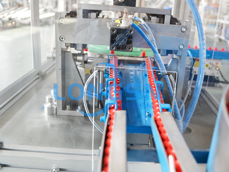Máquina de inserção de montagem de tampa de alta velocidade automática profissional para push pull tampa