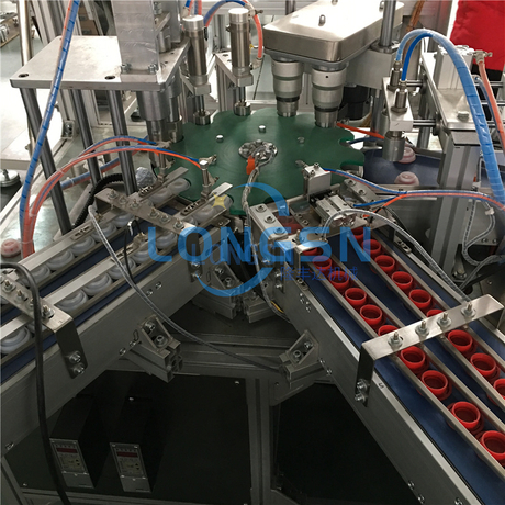 Anel de linear e anel seguro automático na máquina de montagem de tampa