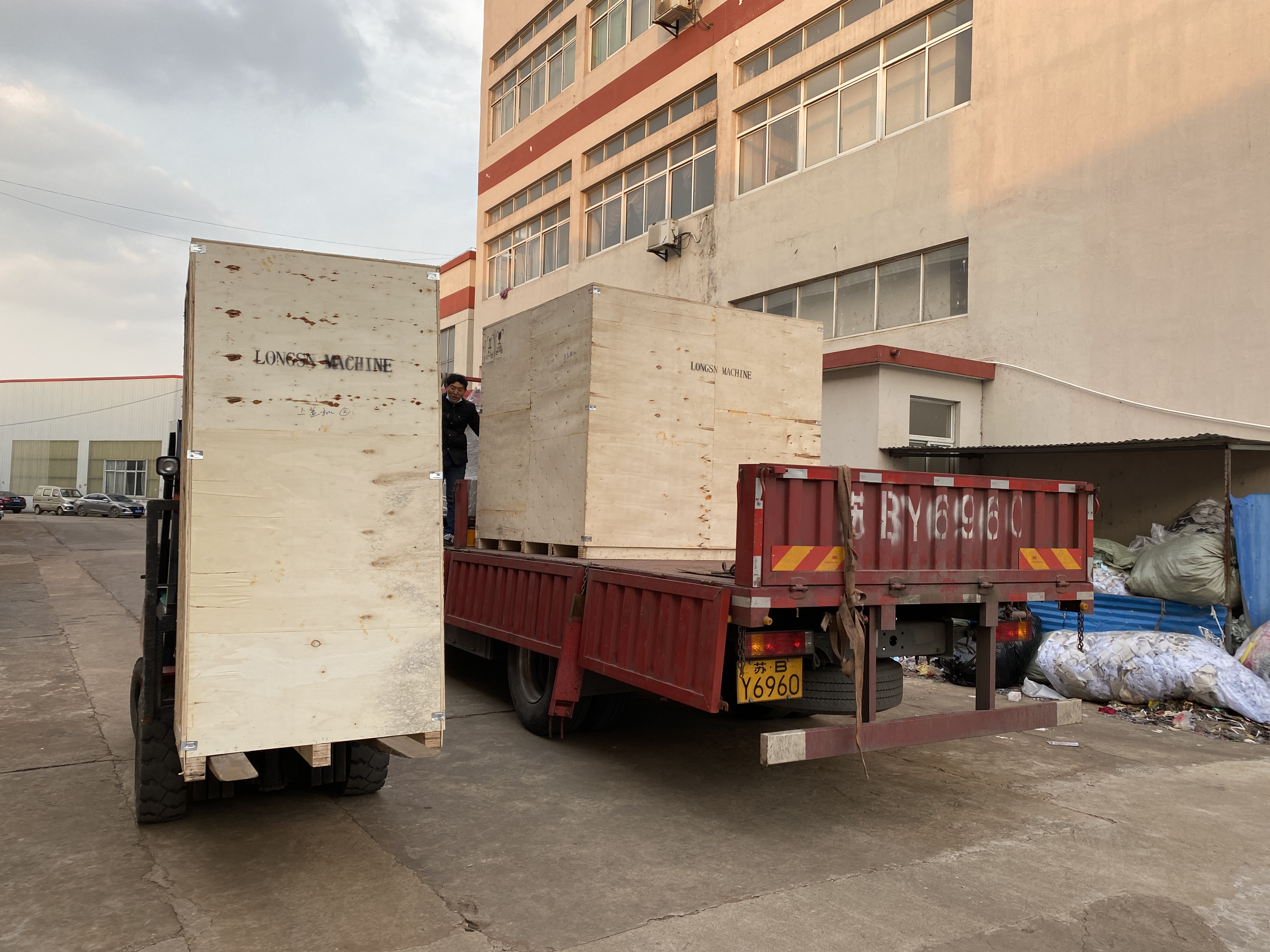 M&aacute;quina de montagem de cap